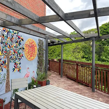 Villa Serene Riverside - Hidden Gem In Dublino